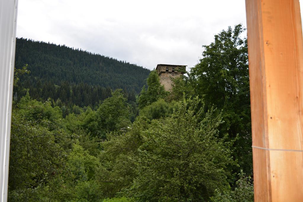Mziuri Guest House Mestia Exteriör bild