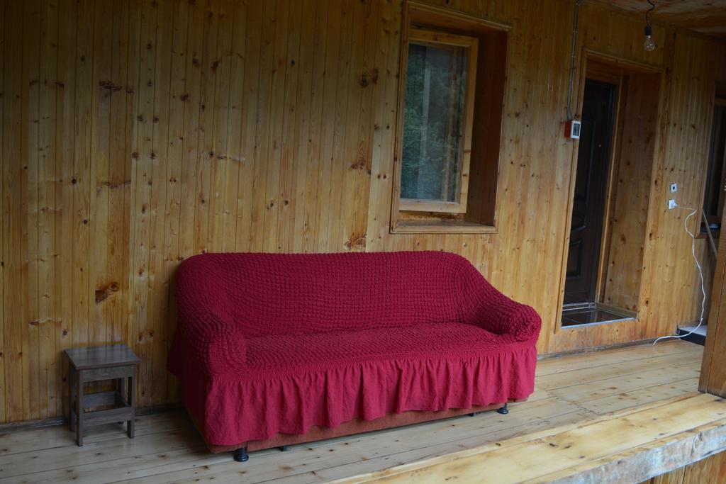 Mziuri Guest House Mestia Exteriör bild
